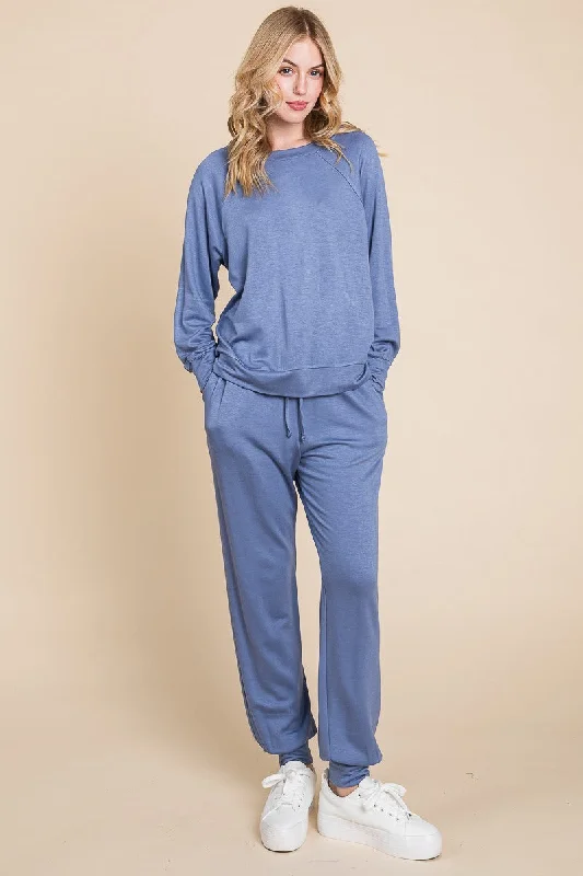 Powder Blue  Round Neck Raglan Sleeve Top and Pants Lounge Set Casual Wide Pants