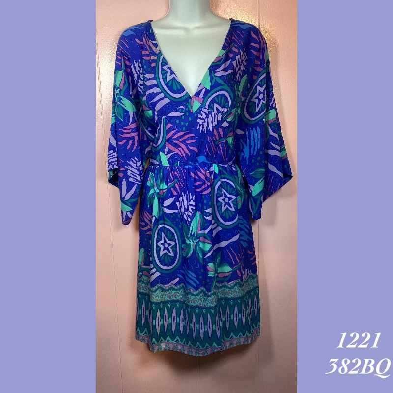 1221 - 382BQ , 3/4 sleeve cross front dress with pockets