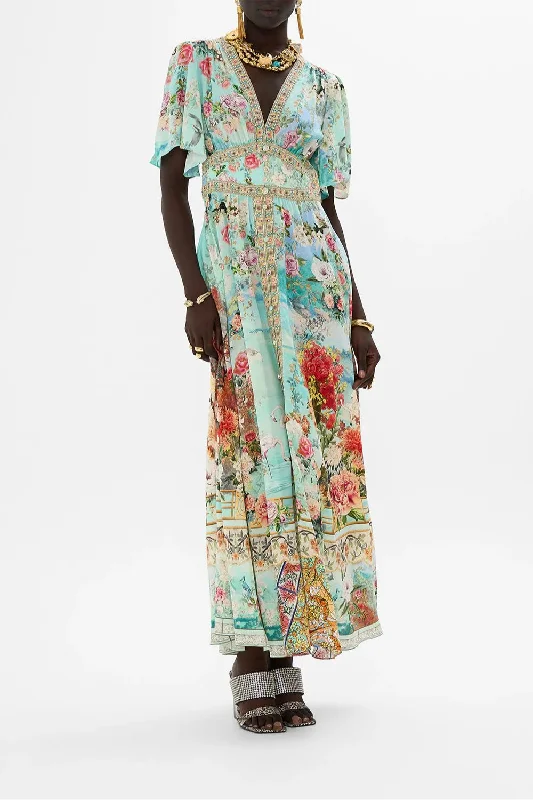 Shaped Waistband Dress with Flutter Sleeves in Jewellery Museum