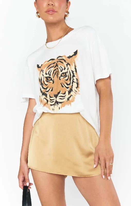 Travis Tee ~ Tiger Graphic Layered Multi-layer Single Layer