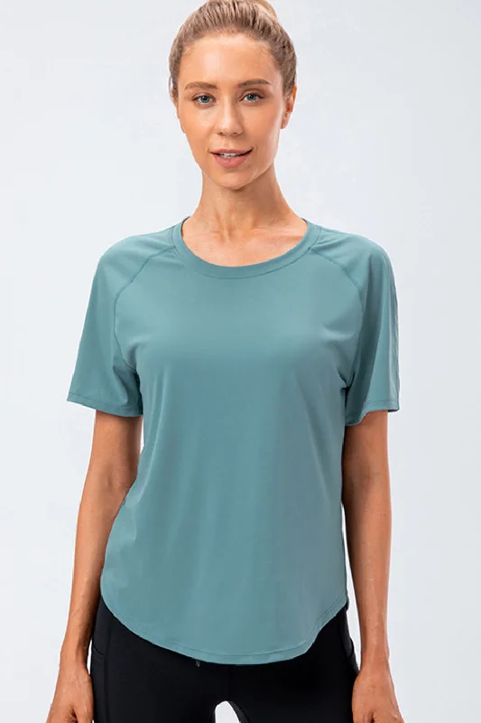 Curved Hem Raglan Sleeve Athletic T-Shirt Fitted T-Shirt Seamless Stretchy