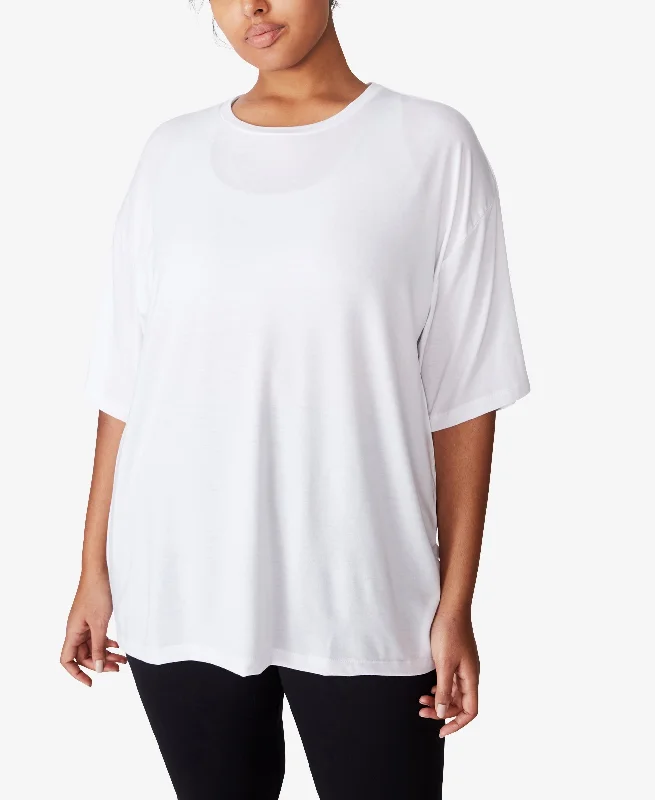 Trendy Plus Size Active Boyfriend T-Shirt Front Pockets Side Pockets Patch Pockets