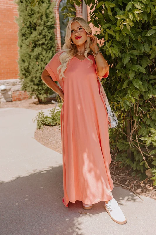 Just My Type T-Shirt Maxi In Peach Curves Hooded Caped Shawl Collar