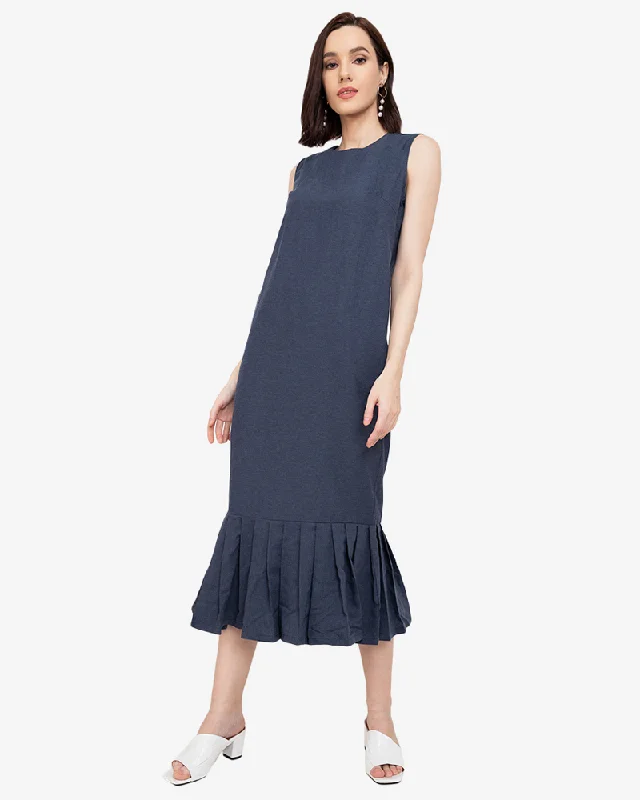 Quintessa Maxi Dress Trendy Maxi Dress with Straps