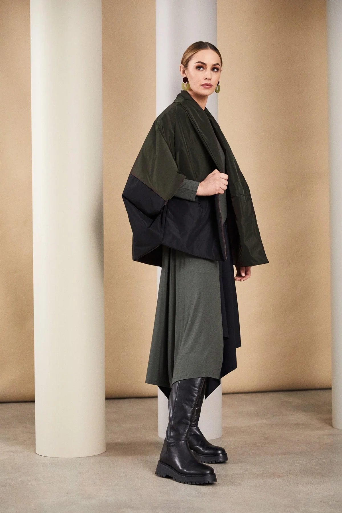 Naya Batwing Green/Black Poncho Jacket Fleece Jacket Down Jacket Parka