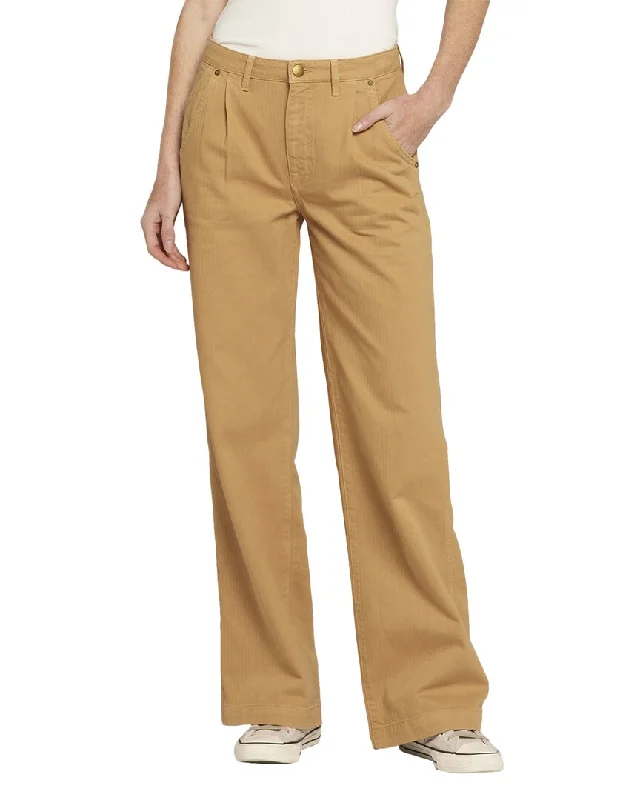 Current/Elliott The Postman Caramel Straight Leg Jean Fashionable Straight Fit Denim Current/Elliott The Postman Caramel Straight Leg Jean Fashionable Straight Fit Denim