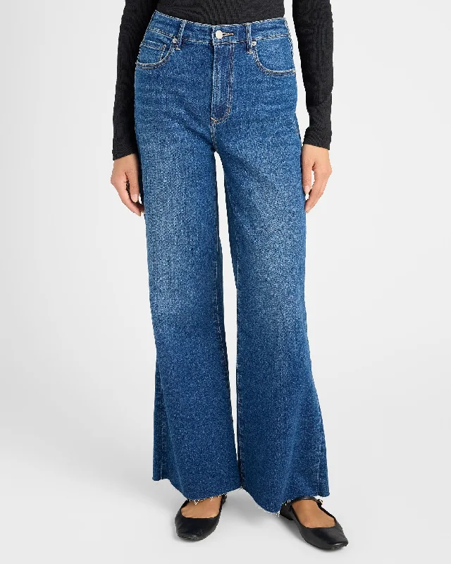 Fiona Wide Leg Jeans Fashionable Frayed Hem Denim