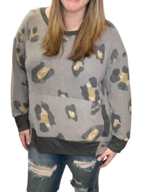 Leopard Kangaroo Pocket Sweater In Charcoal Boxy Sweater Fitted Sweater A-Line