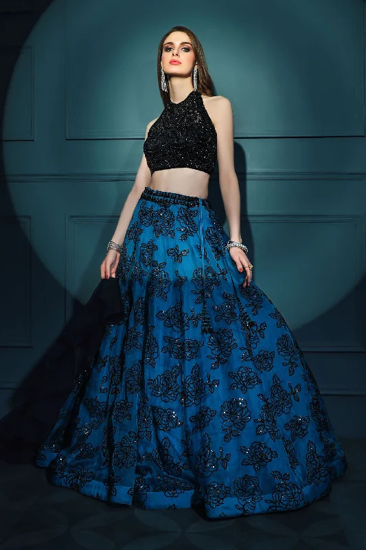 Black halter top with blue skirt lightweight skirt design